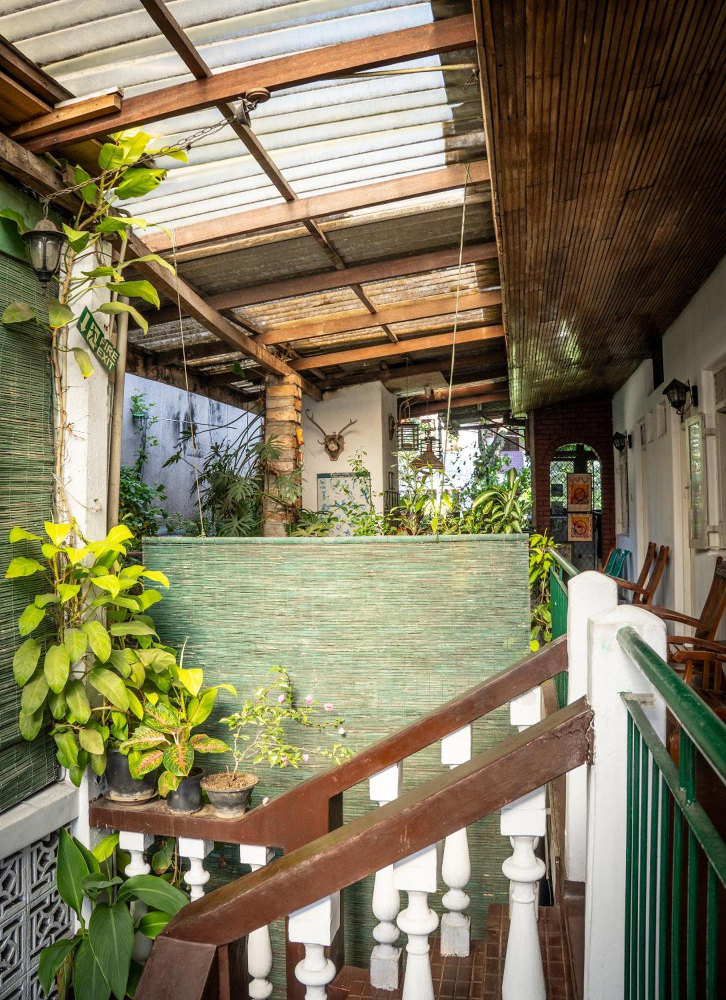 Kandy Inn Madugalle'S Family Guest House Buitenkant foto